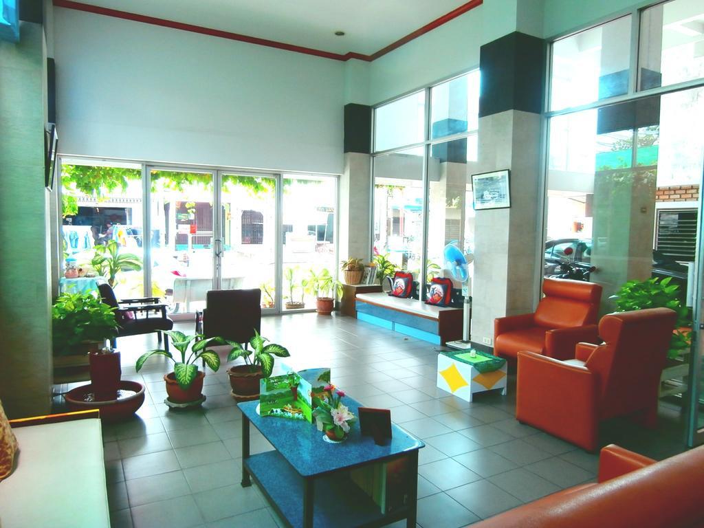 Seabreeze Mansion Hotel Phuket Buitenkant foto