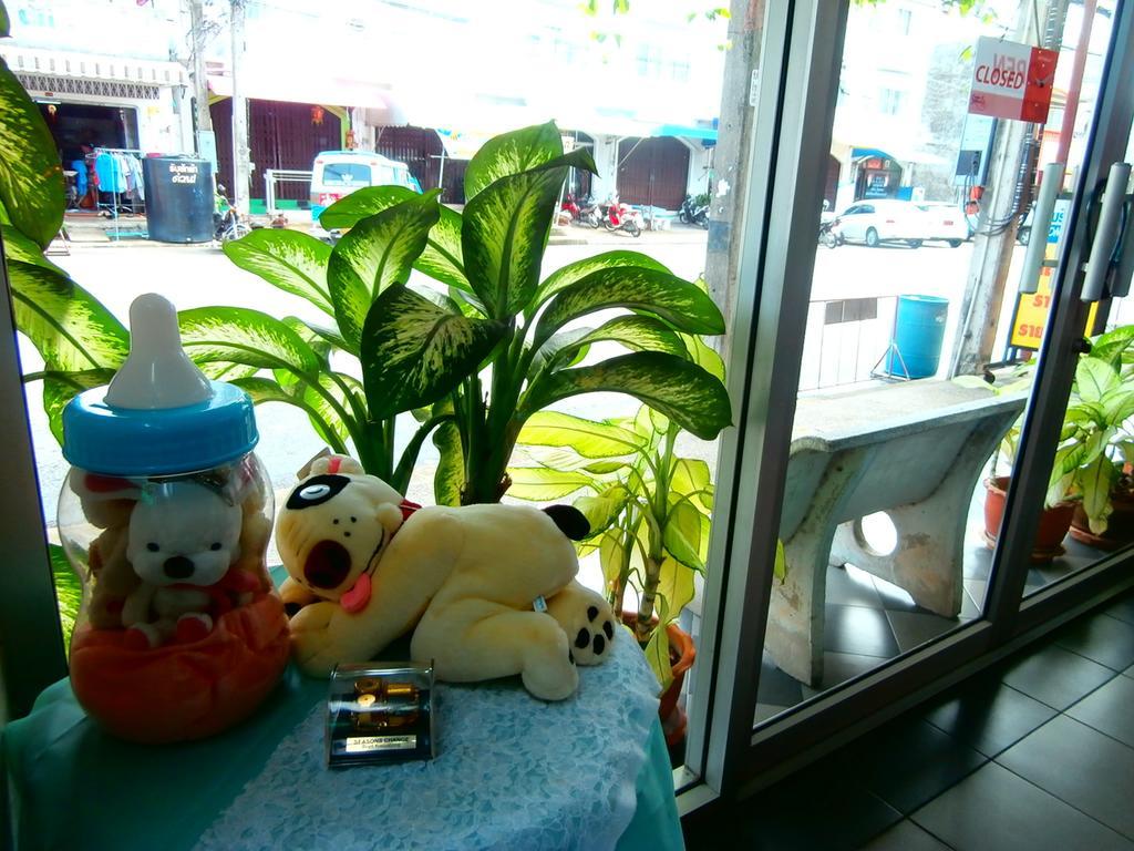 Seabreeze Mansion Hotel Phuket Buitenkant foto