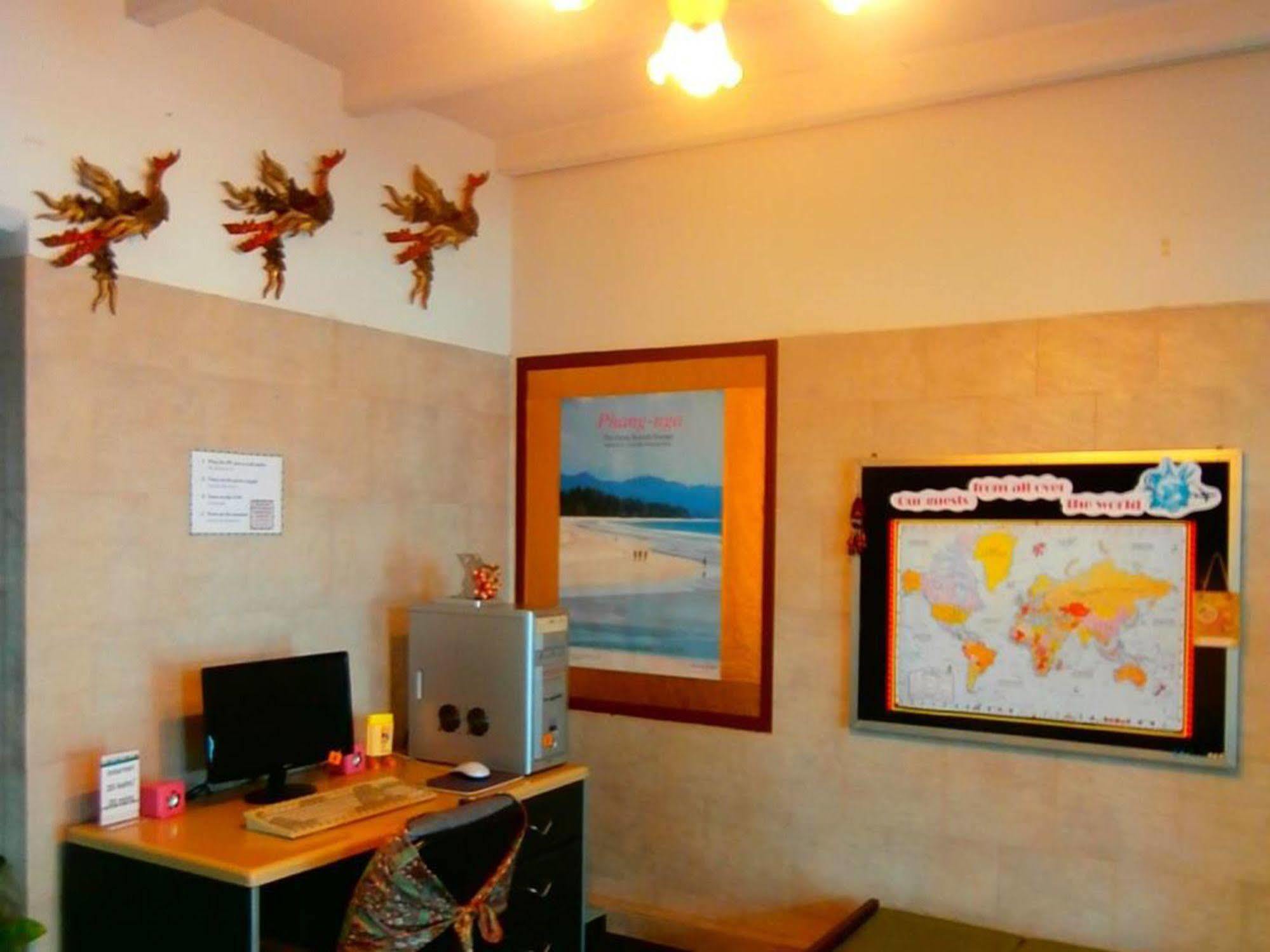 Seabreeze Mansion Hotel Phuket Buitenkant foto